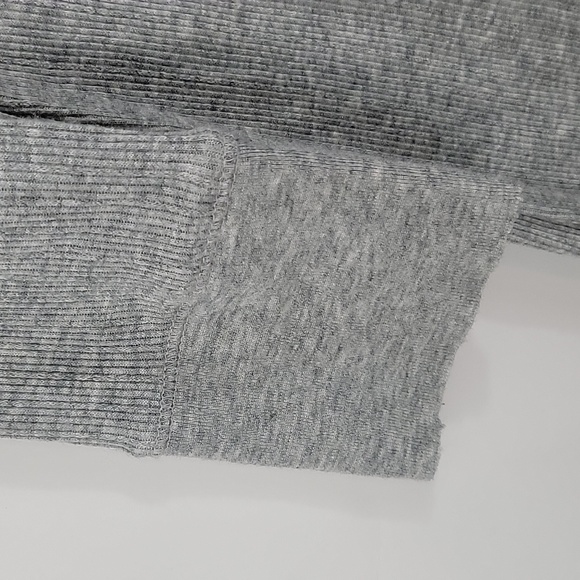 Victoria's Secret Pink Gray 3/4 Sleeve Ribbed Shirt Size Medium - Picture 8 of 10